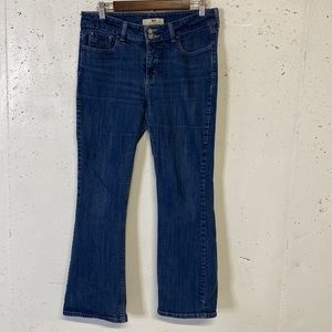 Women’s Levi’s 524 Slender Bootcut Jeans size 6